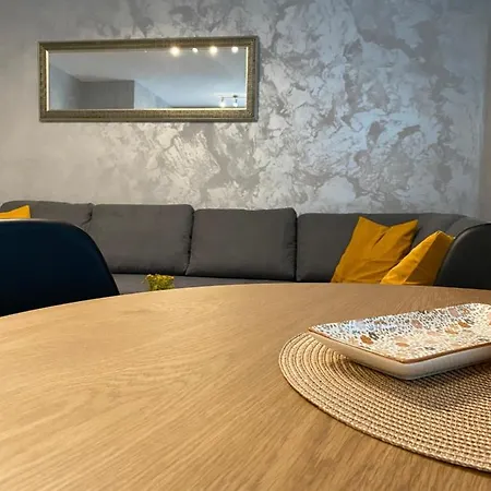 Maja Apartmán *